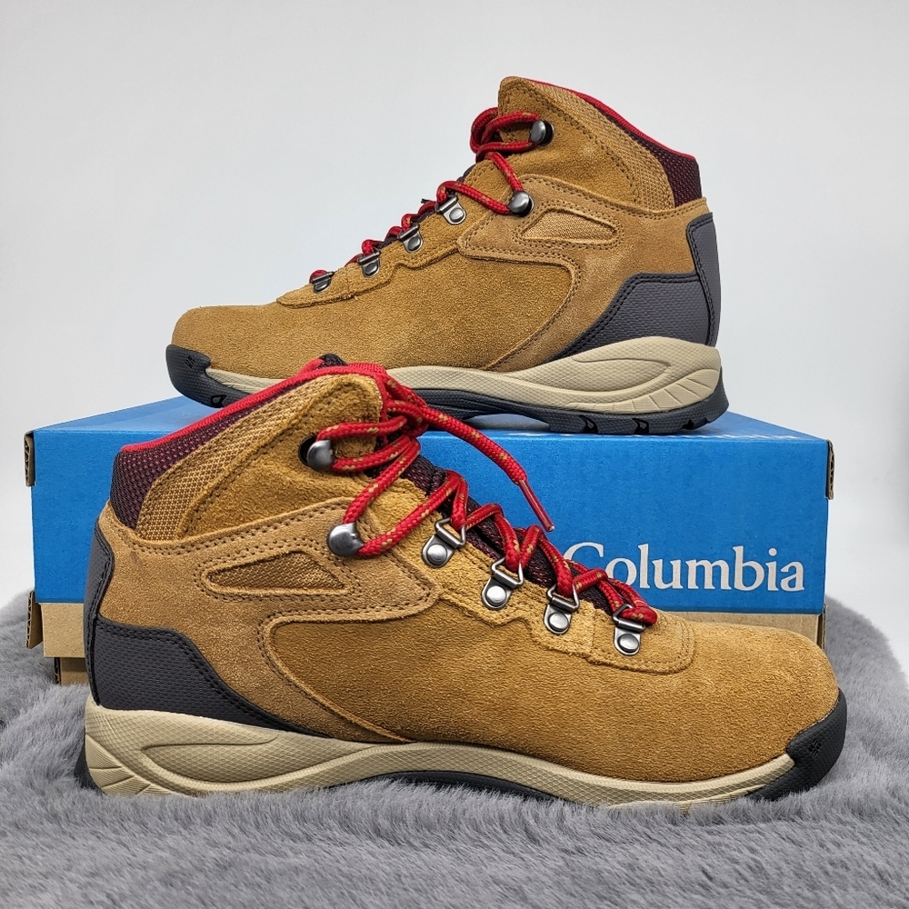 Columbia Tan and Red Winter Boots - Picture 5 of 7